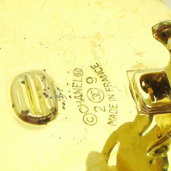 CHANEL Huge Button Motif Earrings Black Clip-On 29 - Picture 3 of 4